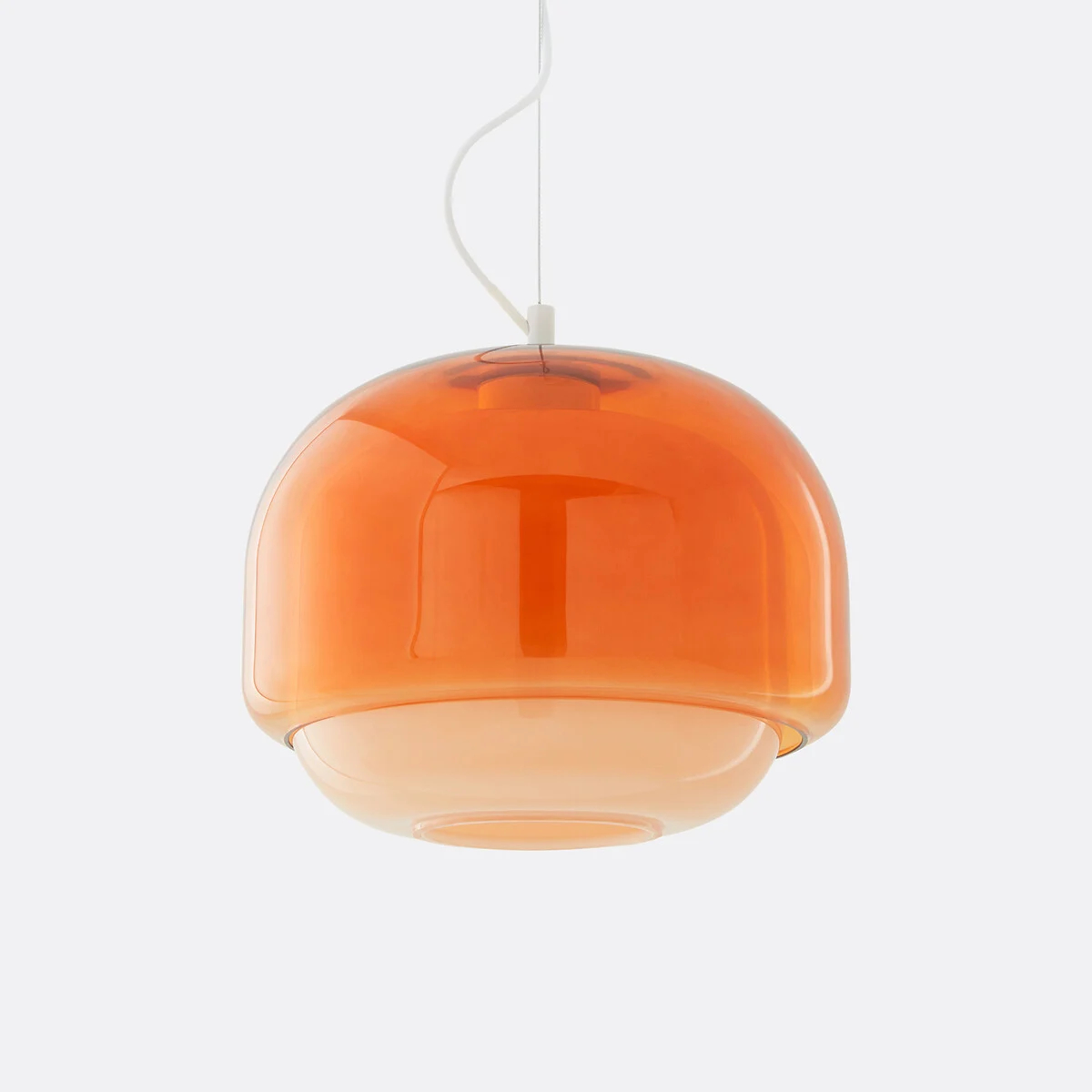 Grote close-up van de oranje Clinco glazen kap