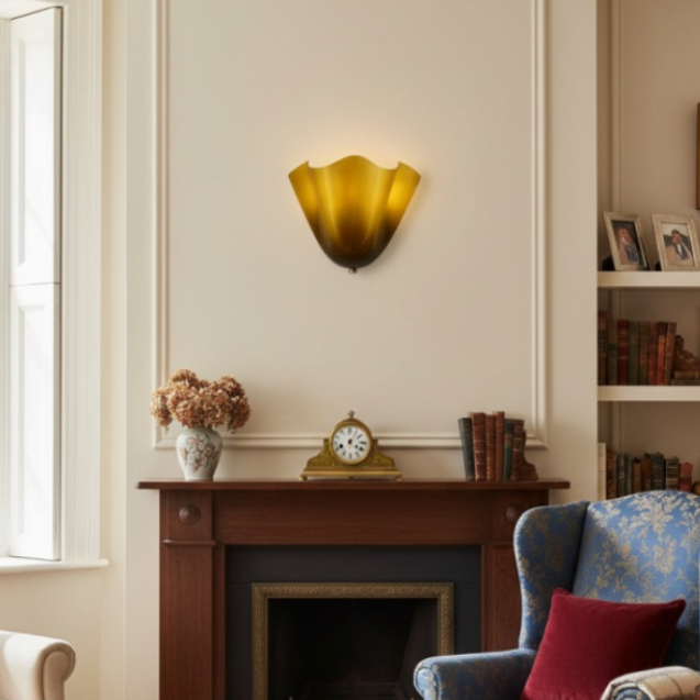 Bellina wandlamp boven een schouw