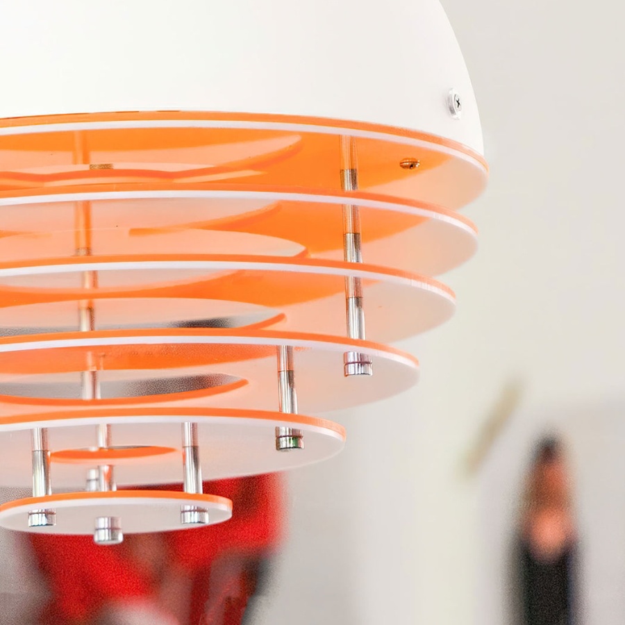 Detail van de acryl lagen van de hanglamp
