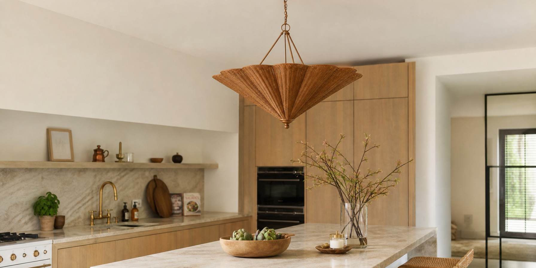Kavira kroonluchter in warm interieur