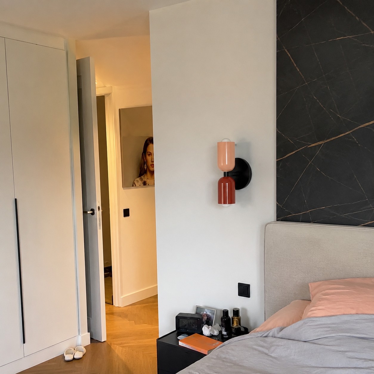 Klantfoto van Symra wandlamp in slaapkamer