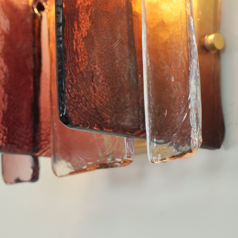 Lumiridge glasdetail in warme cognackleur