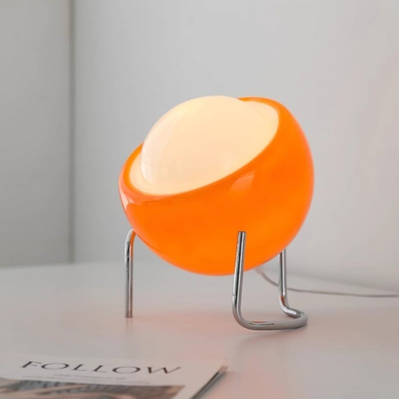 Creative Bauhaus Egg Table Lamp S42