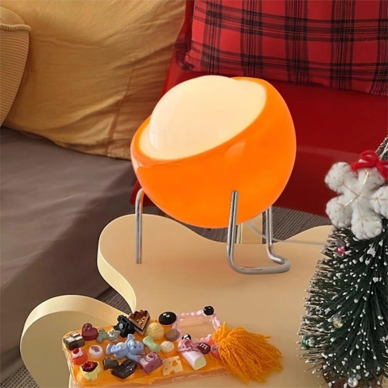 Creative Bauhaus Egg Table Lamp S42