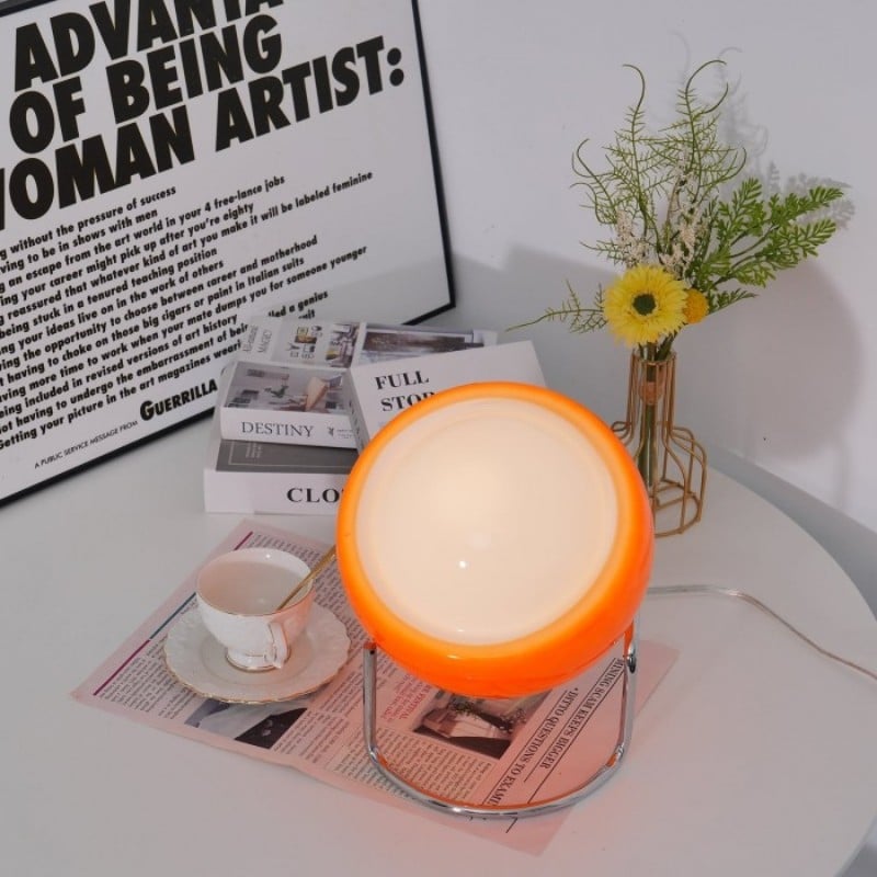 Creative Bauhaus Egg Table Lamp S42