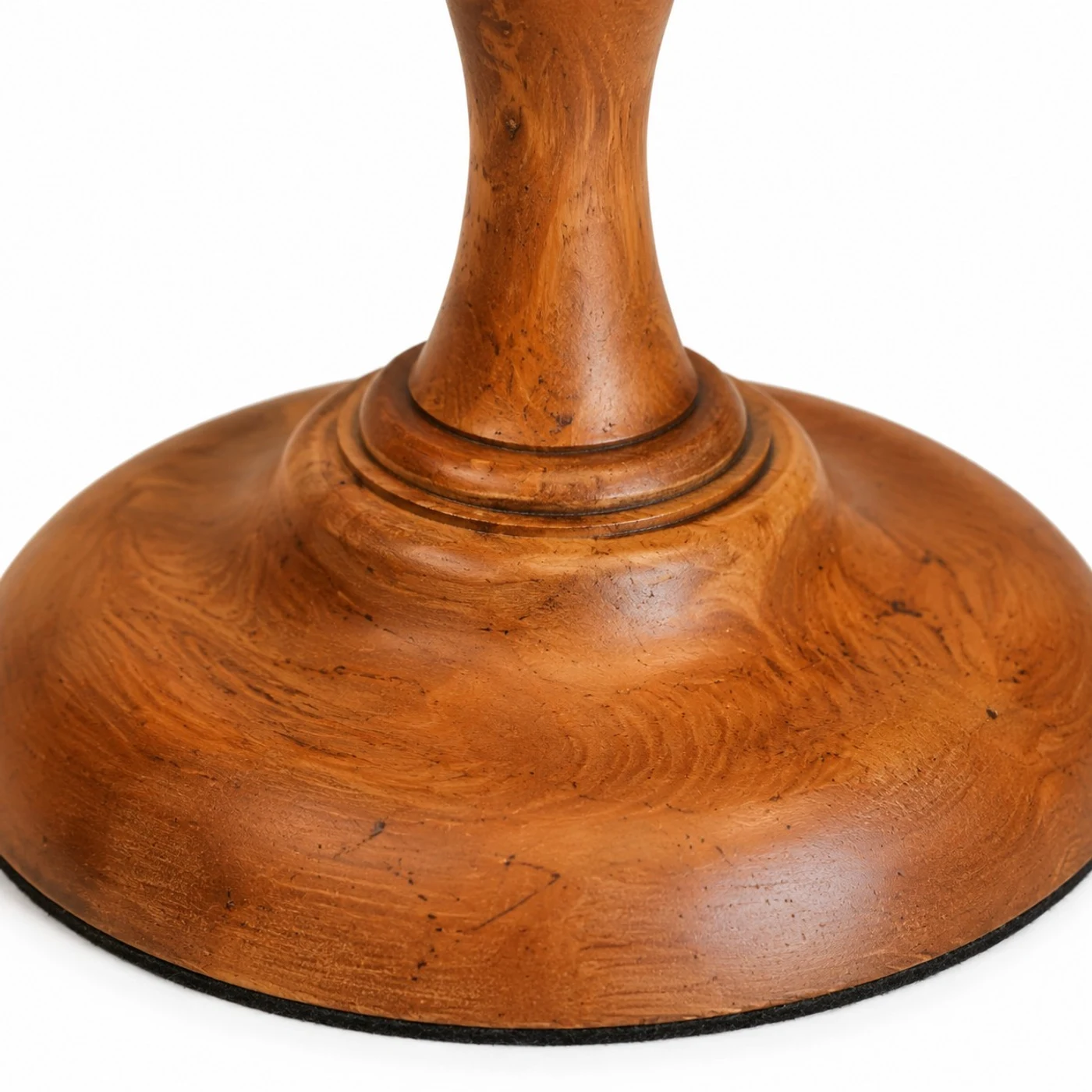 Wood grain base detail