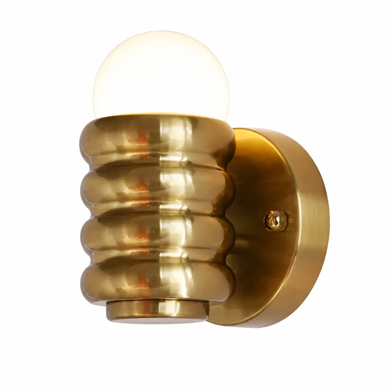 Main brass ribbed wall sconce