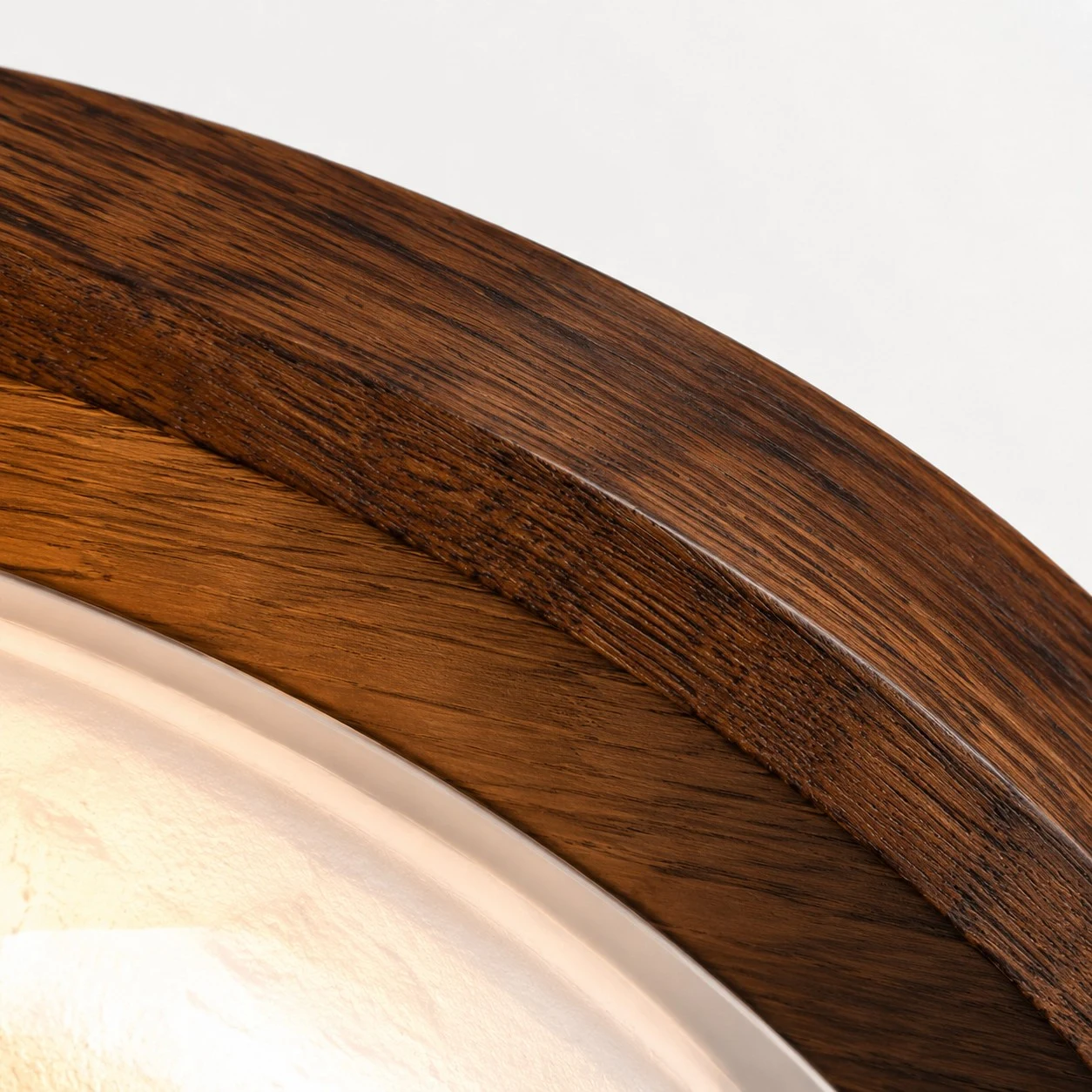 02-walnut-rim-detail