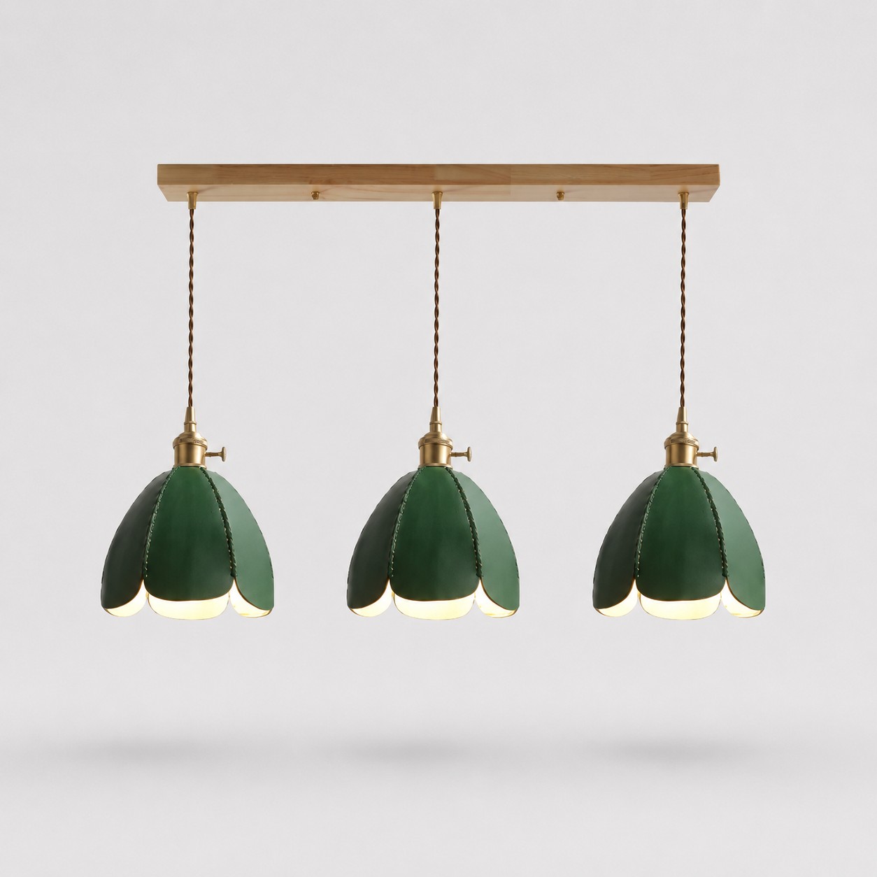 Three-light green leather linear pendant